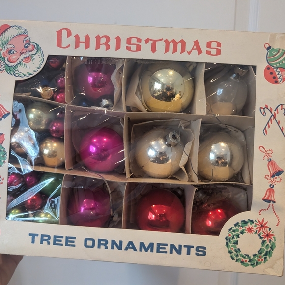 Vintage Christmas Tree Ornaments Set - Picture 2 of 11